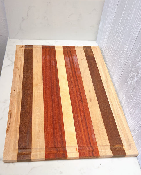 Large Cutting Board Cherry / Paduk / Walnut