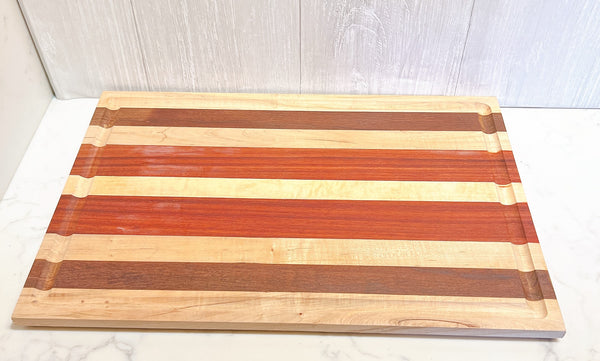 Large Cutting Board Cherry / Paduk / Walnut