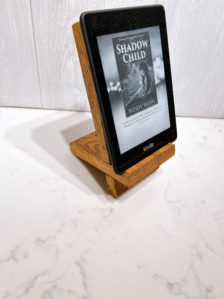 Oak Cell phone / tablet stand